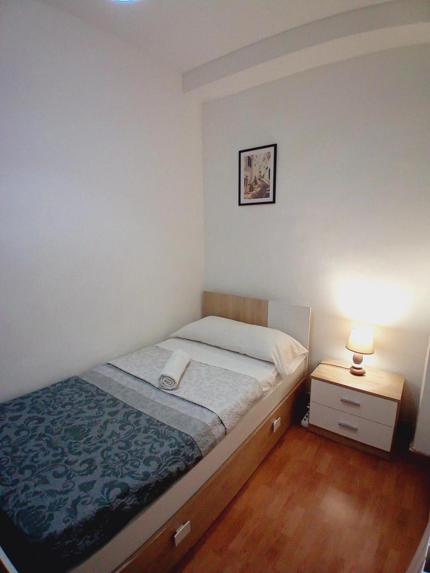 Amplio Apartamento Centro De アリカンテ エクステリア 写真