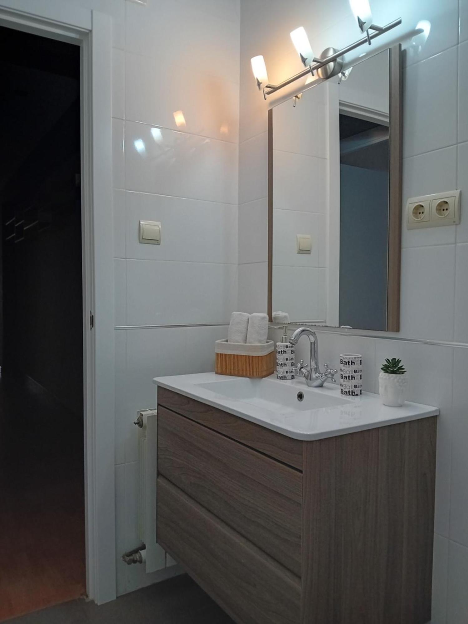 Amplio Apartamento Centro De アリカンテ エクステリア 写真